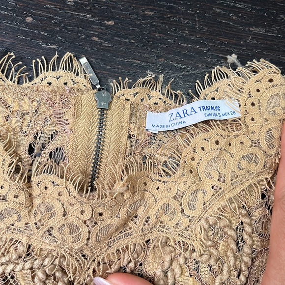 Zara Lace Shirt - Picture 2 of 4